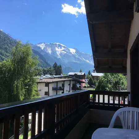 Les Jardins Alpins - *